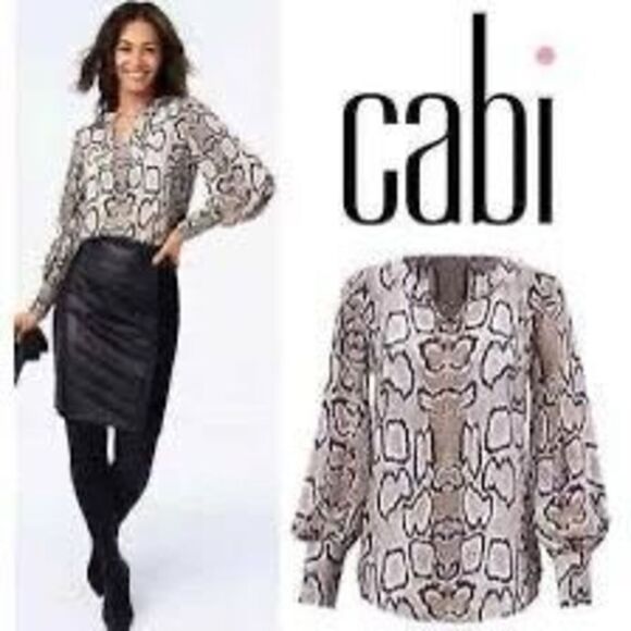 CAbi Tops - Cabi Serpentine Snake Print Long Sleeve Blouse size Medium